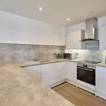 Host & - Pad Apartamento *
