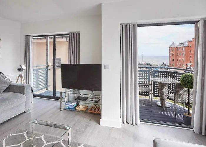 Διαμέρισμα Host & - Pad *